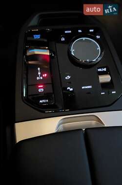 Внедорожник / Кроссовер BMW iX 2022 в Ивано-Франковске