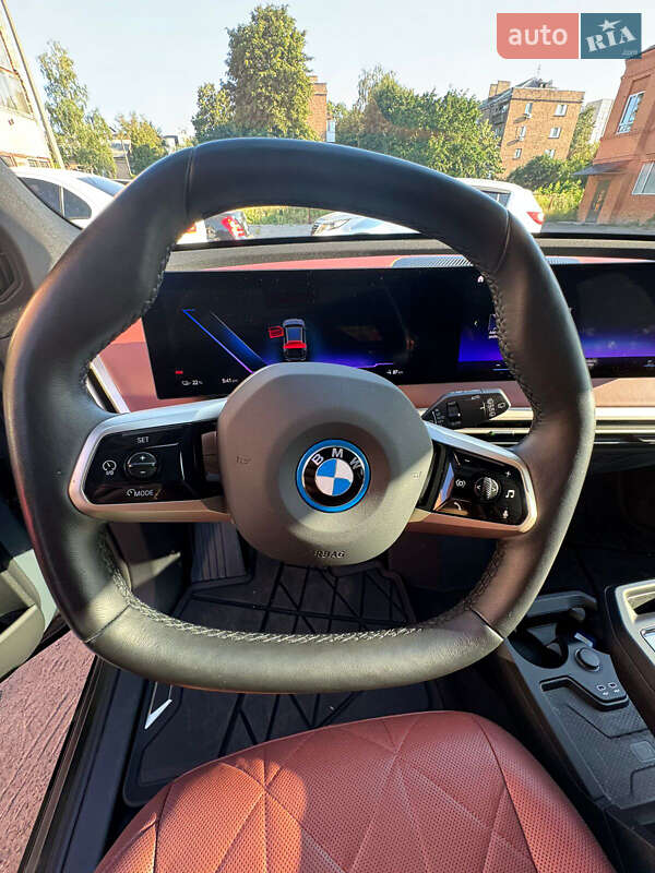 Внедорожник / Кроссовер BMW iX 2022 в Киеве