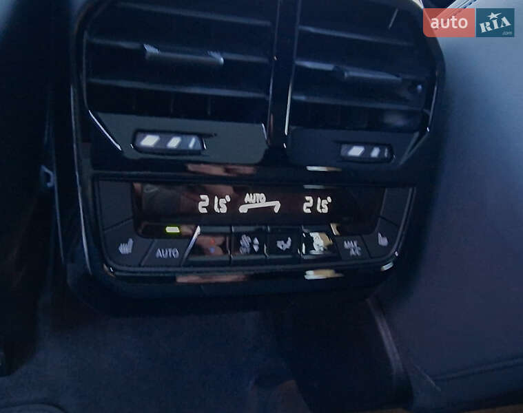 Внедорожник / Кроссовер BMW iX 2022 в Хмельницком