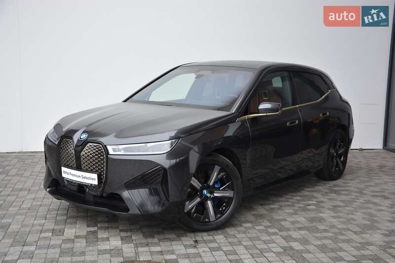 Внедорожник / Кроссовер BMW iX 2022 в 