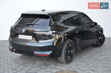 Позашляховик / Кросовер BMW iX 2023 в 