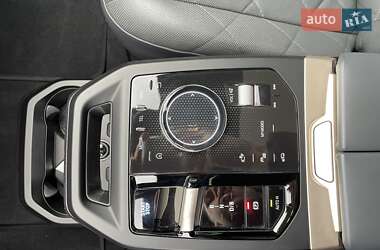 Позашляховик / Кросовер BMW iX 2022 в 