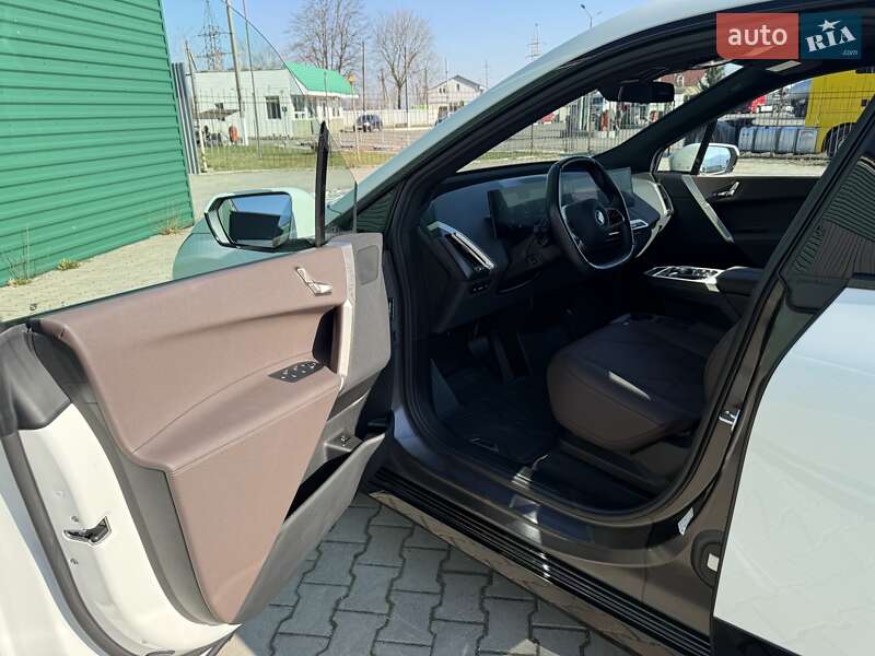Внедорожник / Кроссовер BMW iX 2022 в Хусте