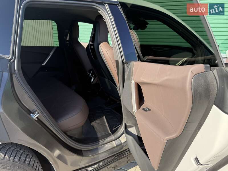 Внедорожник / Кроссовер BMW iX 2022 в Хусте