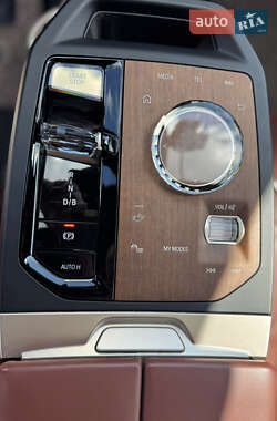 Внедорожник / Кроссовер BMW iX 2023 в 