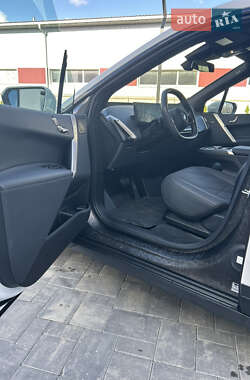 Позашляховик / Кросовер BMW iX 2023 в 