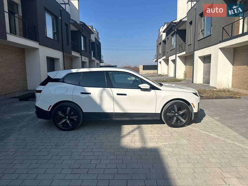 Позашляховик / Кросовер BMW iX 2024 в Львові