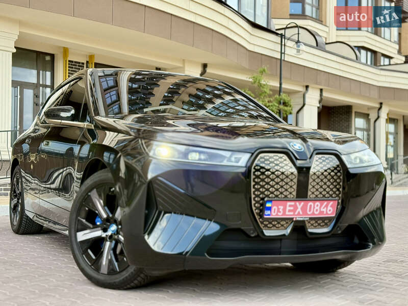 Внедорожник / Кроссовер BMW iX 2023 в 