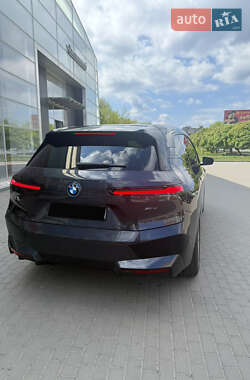 Внедорожник / Кроссовер BMW iX 2022 в 