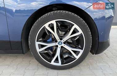 Позашляховик / Кросовер BMW iX 2022 в 