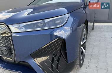 Позашляховик / Кросовер BMW iX 2022 в 