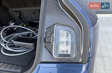 Позашляховик / Кросовер BMW iX 2022 в 