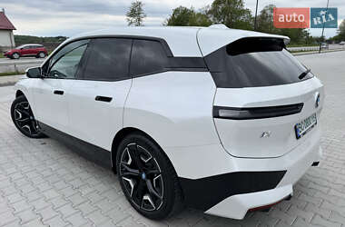 Позашляховик / Кросовер BMW iX 2022 в 