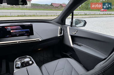 Позашляховик / Кросовер BMW iX 2022 в 