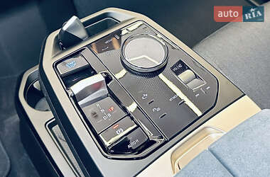 Внедорожник / Кроссовер BMW iX 2022 в 