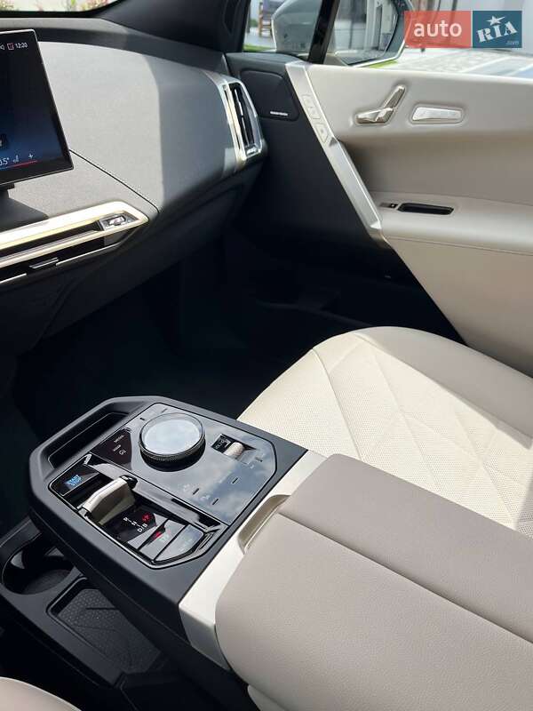Внедорожник / Кроссовер BMW iX 2023 в Ивано-Франковске