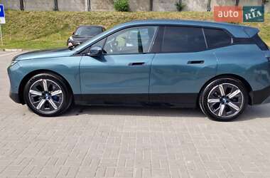 Внедорожник / Кроссовер BMW iX 2023 в 