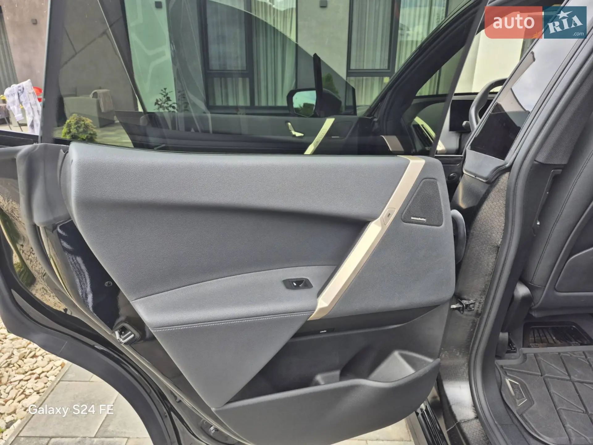 BMW iX 2023 VIN WB523CF03RCP89714 фото оголошення 24 з 29