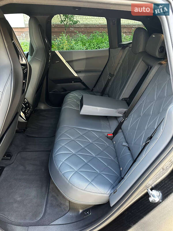 Внедорожник / Кроссовер BMW iX 2022 в Киеве