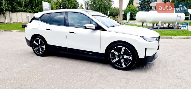 Позашляховик / Кросовер BMW iX 2023 в Тернополі