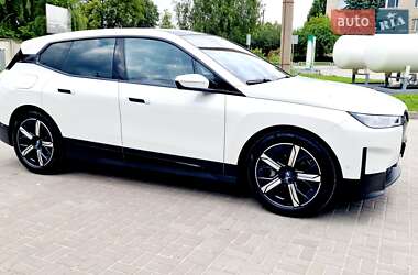 Внедорожник / Кроссовер BMW iX 2023 в 