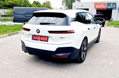 Внедорожник / Кроссовер BMW iX 2023 в 