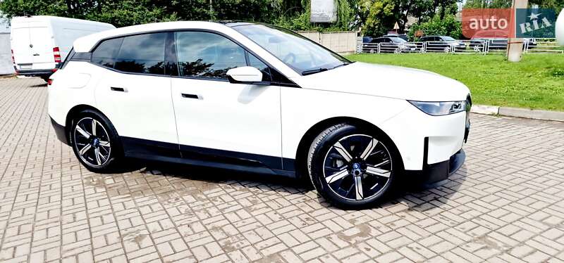Позашляховик / Кросовер BMW iX 2023 в Тернополі