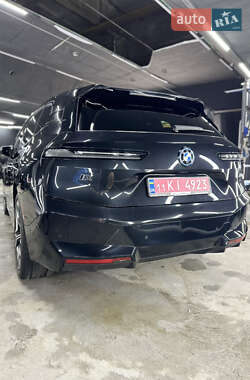 Внедорожник / Кроссовер BMW iX 2022 в 