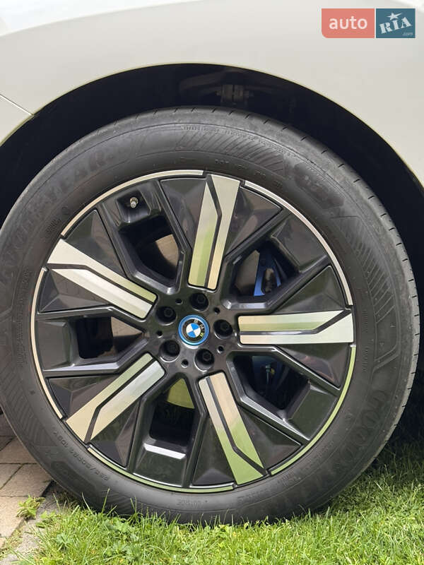 Внедорожник / Кроссовер BMW iX 2023 в Львове