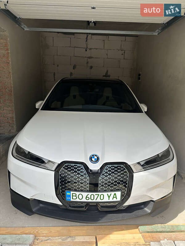 Позашляховик / Кросовер BMW iX 2024 в Львові