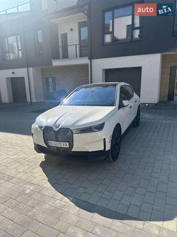 Позашляховик / Кросовер BMW iX 2024 в Львові
