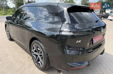 Позашляховик / Кросовер BMW iX 2023 в 