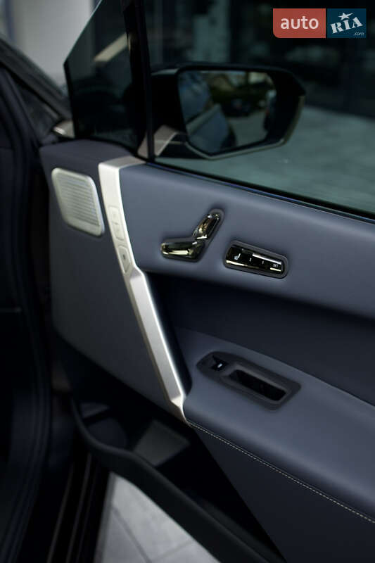 Внедорожник / Кроссовер BMW iX 2023 в Ужгороде