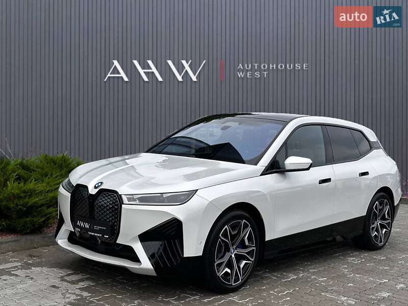 BMW iX 2023