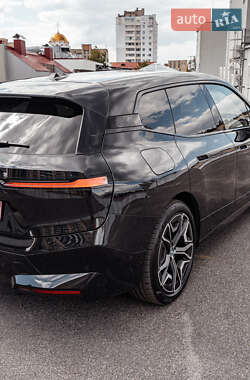 Внедорожник / Кроссовер BMW iX 2022 в 