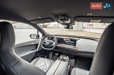 Внедорожник / Кроссовер BMW iX 2022 в 