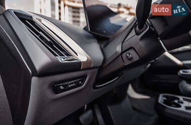 Внедорожник / Кроссовер BMW iX 2022 в 