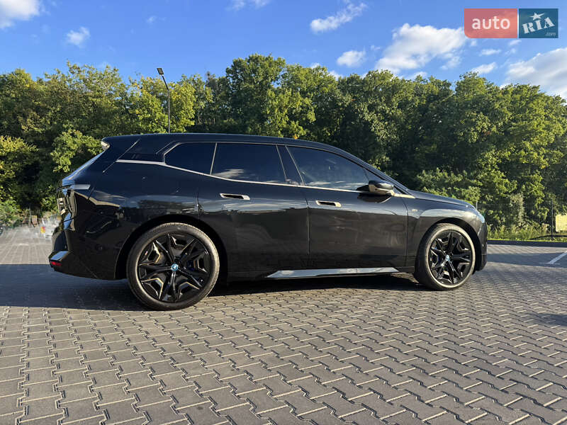 Внедорожник / Кроссовер BMW iX 2023 в Ужгороде