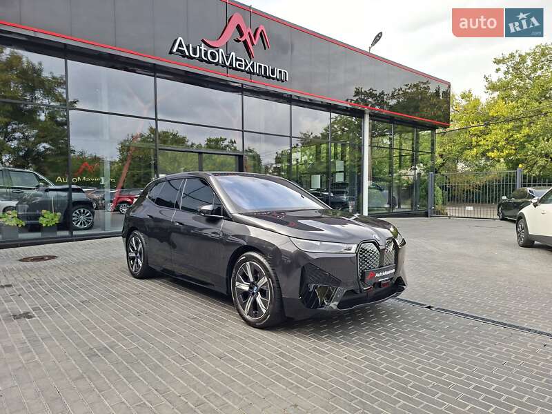 Позашляховик / Кросовер BMW iX 2023 в  фото Позашляховик / Кросовер BMW iX 2023 в
