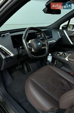 Внедорожник / Кроссовер BMW iX 2021 в 
