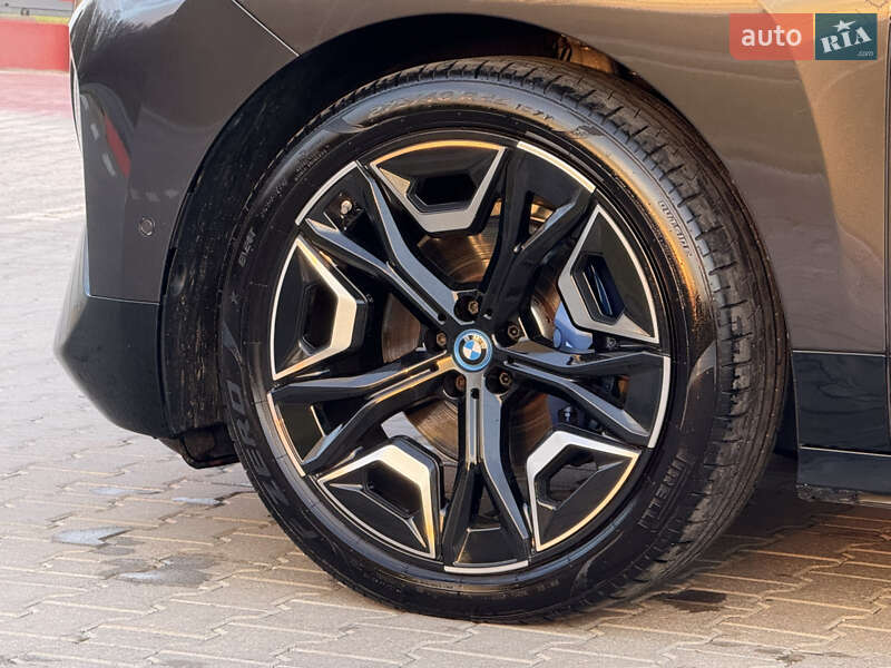 Позашляховик / Кросовер BMW iX 2023 в Тернополі