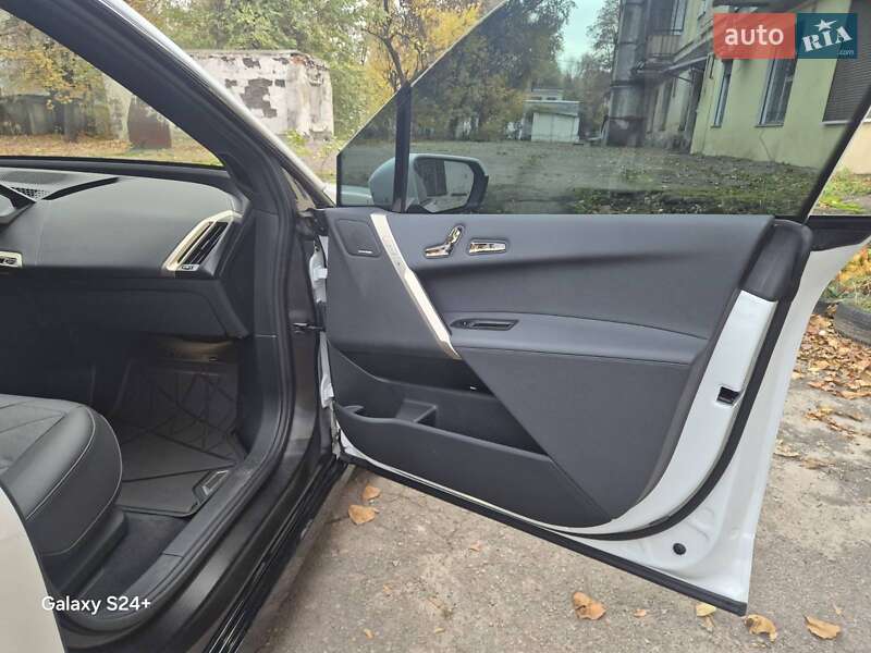 Внедорожник / Кроссовер BMW iX 2023 в Каменском