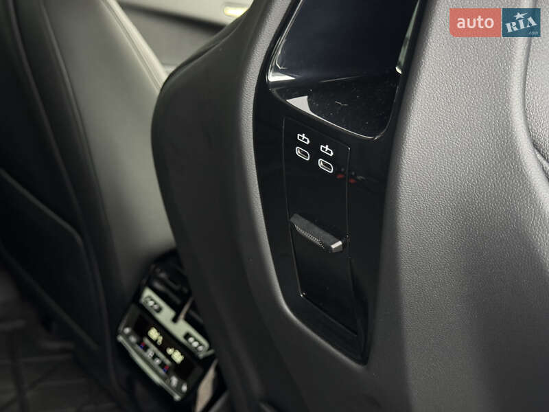 Внедорожник / Кроссовер BMW iX 2023 в Киеве фото 28 Внедорожник / Кроссовер BMW iX 2023 в Киеве