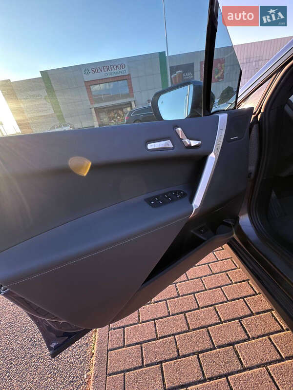 Внедорожник / Кроссовер BMW iX 2024 в Ужгороде