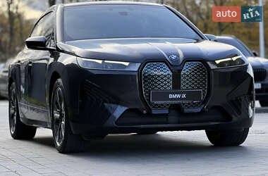 Внедорожник / Кроссовер BMW iX 2021 в Ивано-Франковске