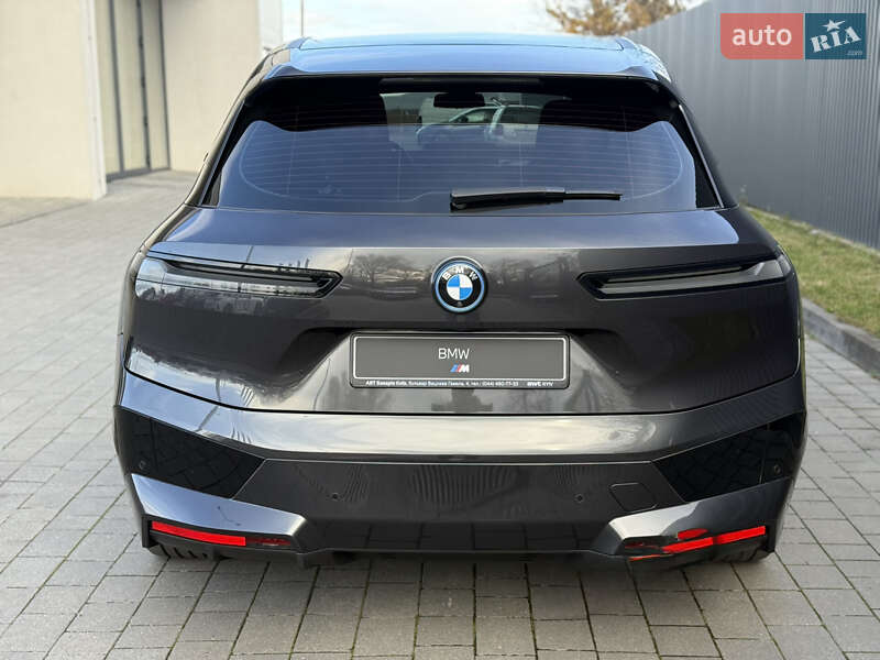 Внедорожник / Кроссовер BMW iX 2021 в Ивано-Франковске
