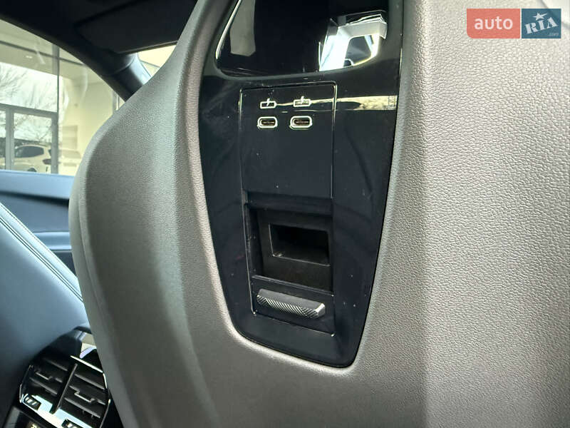 Внедорожник / Кроссовер BMW iX 2021 в Ивано-Франковске