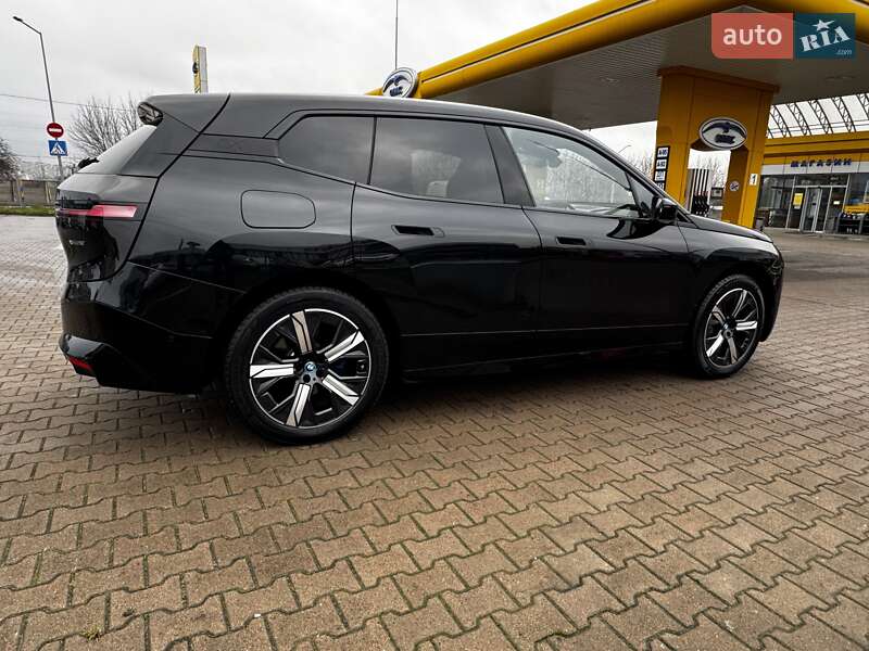 Внедорожник / Кроссовер BMW iX 2023 в Ровно