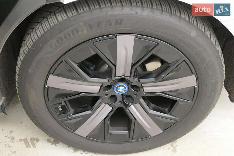 Позашляховик / Кросовер BMW iX 2024 в Тернополі фото 26 Позашляховик / Кросовер BMW iX 2024 в Тернополі