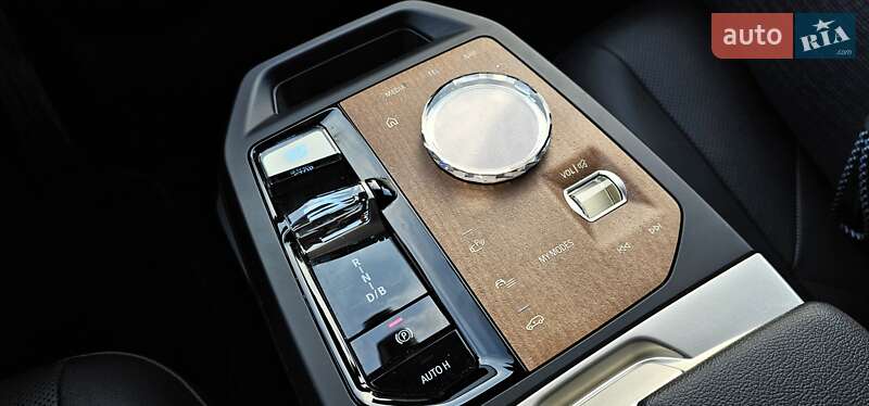 Позашляховик / Кросовер BMW iX 2022 в Тернополі фото 83 Позашляховик / Кросовер BMW iX 2022 в Тернополі